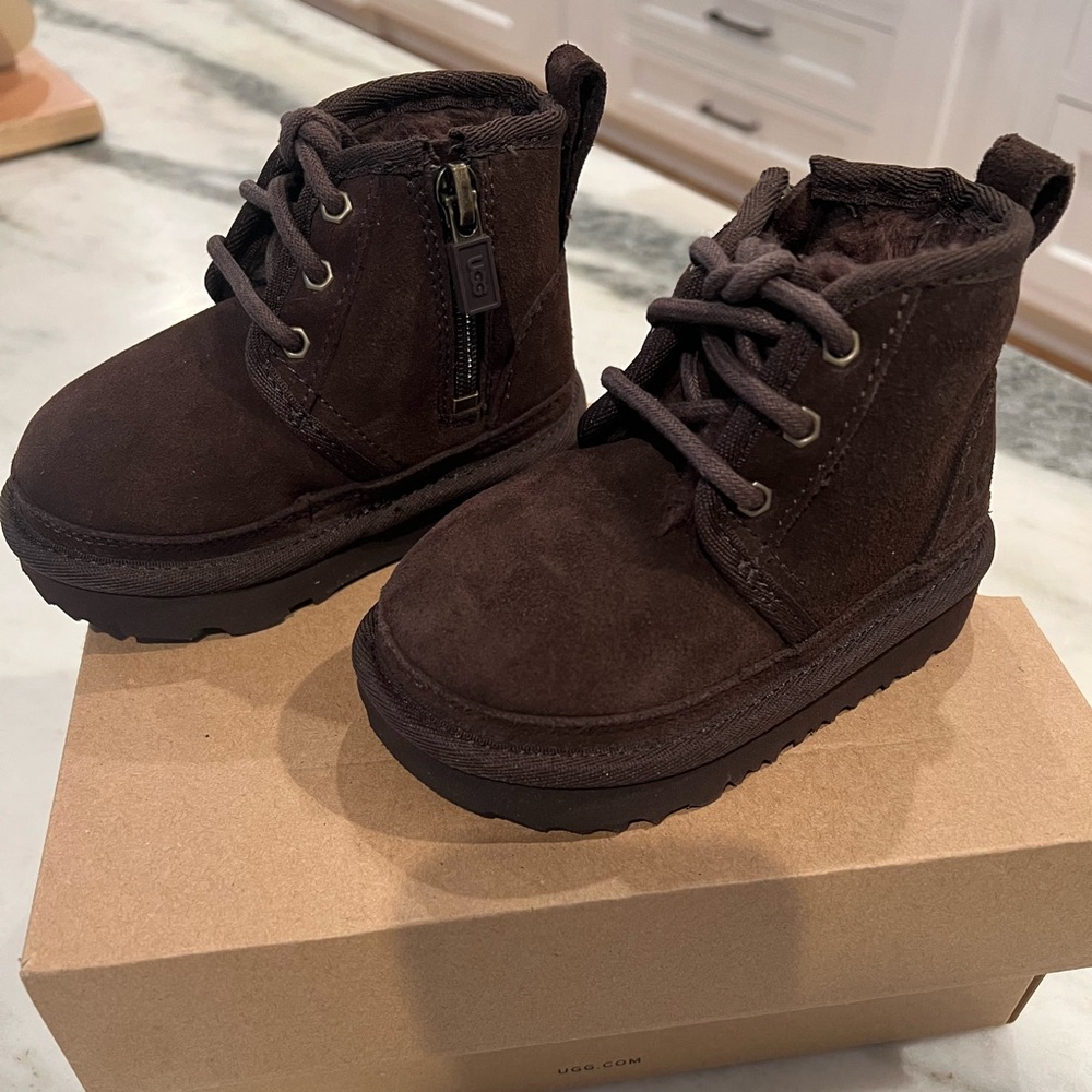 UGG T Neumel II Dark Brown Suede Toddler/baby Boots